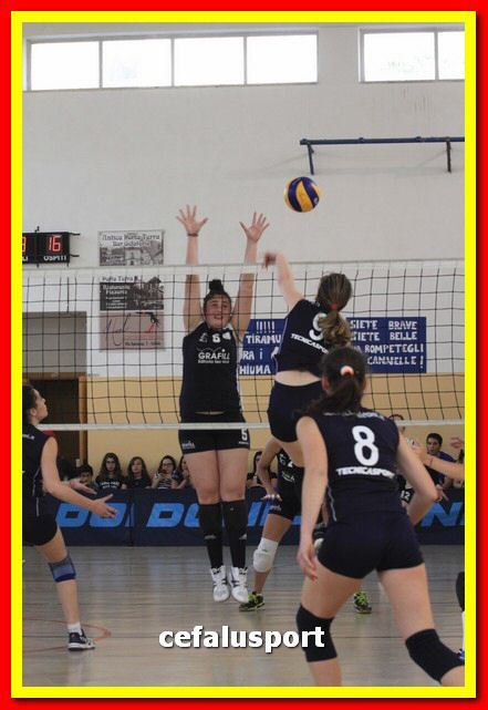 150523 volley 331_tn.jpg